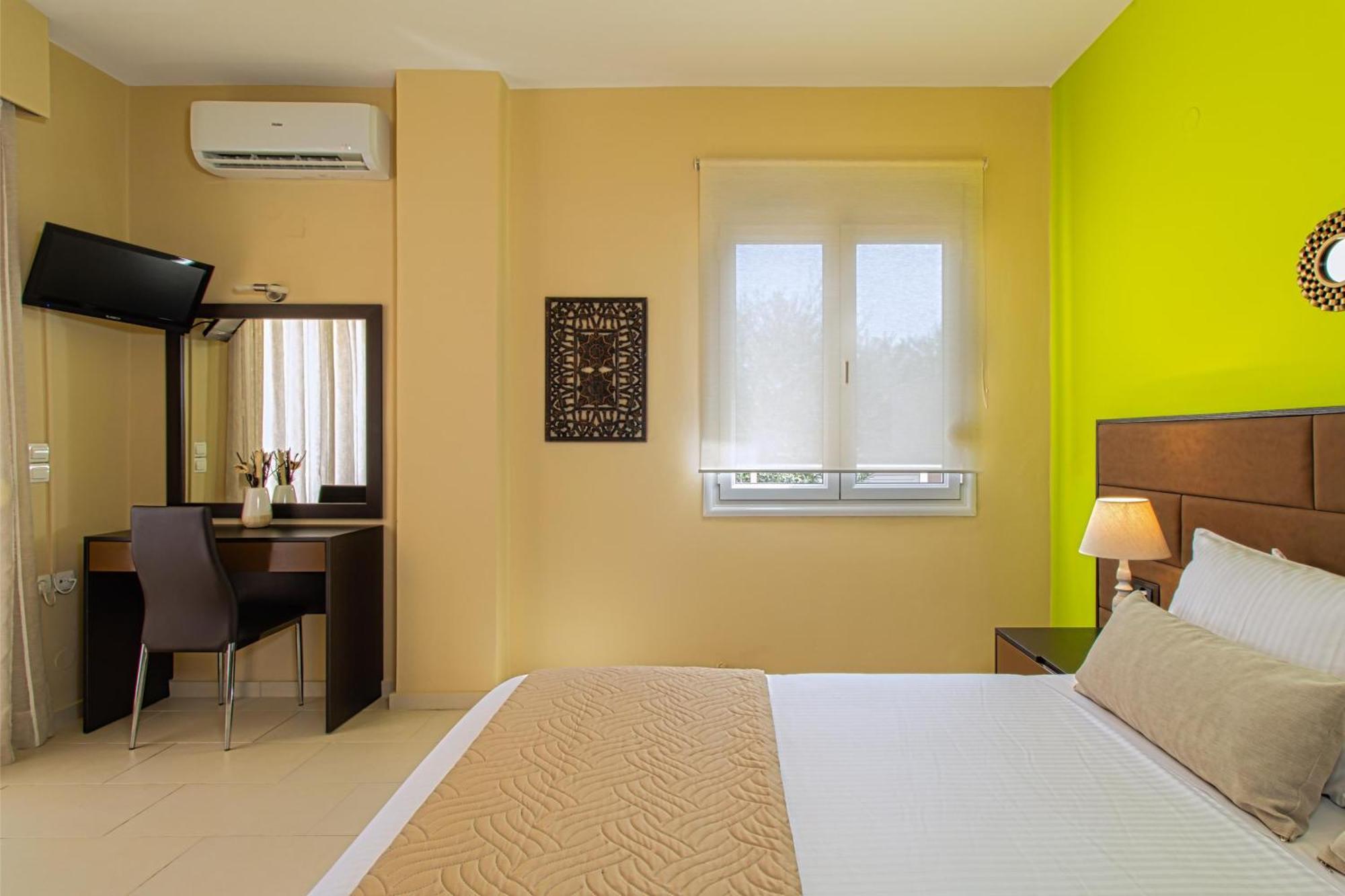 Theo Villas With Sea View Marathokefála Room photo
